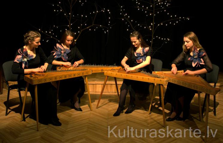 kokļu ansambļa "Kārta" studija